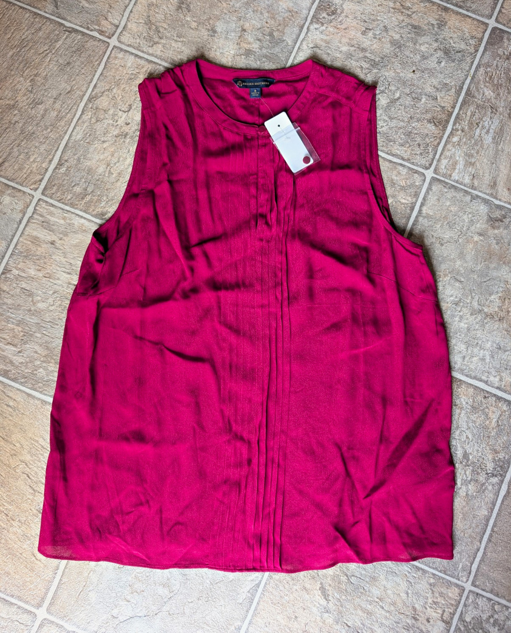 NWT Brooks Brothers Women's 6 Sleeveless Tank Red 100% Viscose Button Blouse